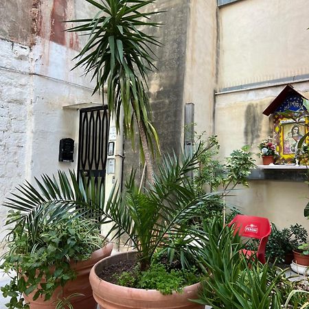 Corte Del Carmine باري المظهر الخارجي الصورة